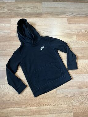 Kids Nike Black Sweatshirt